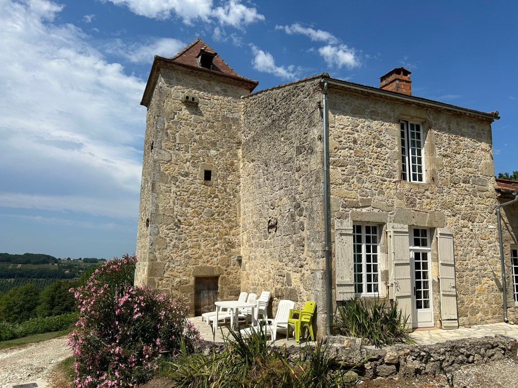 Le Domaine Las Bouzigues pour l'accueil de groupes, cousinades, anniversaires et mariages près d'Agen dans le Lot et Garonne