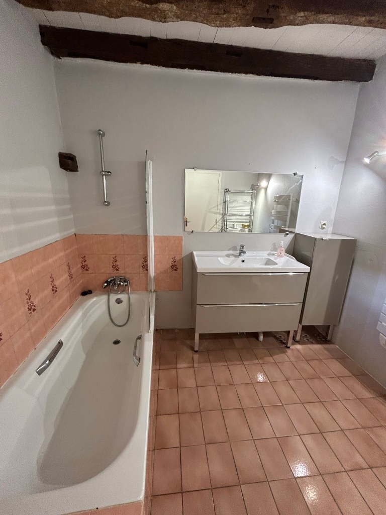 Le Pigeonnier au cœur d'un domaine dans le Lot et Garonne avec une grande capacité d'hébergement