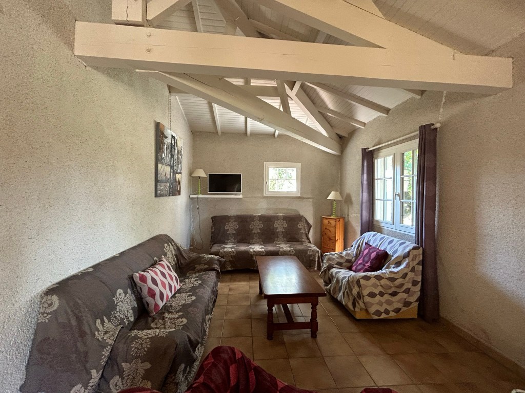 La Volière pour des vacances entre amis, en famille ou des réunions de groupe près d'Agen dans le Lot et Garonne